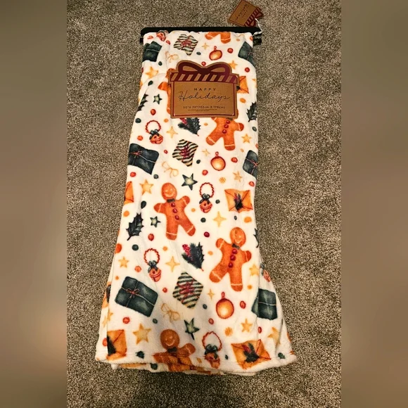 Gingerbread Man Plush Throw Blanket Christmas Holiday 50x70 NWT - Picture 2 of 3